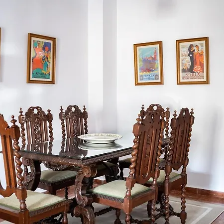 La Casa De San Fernando Con Vistas A Reales Alcázares